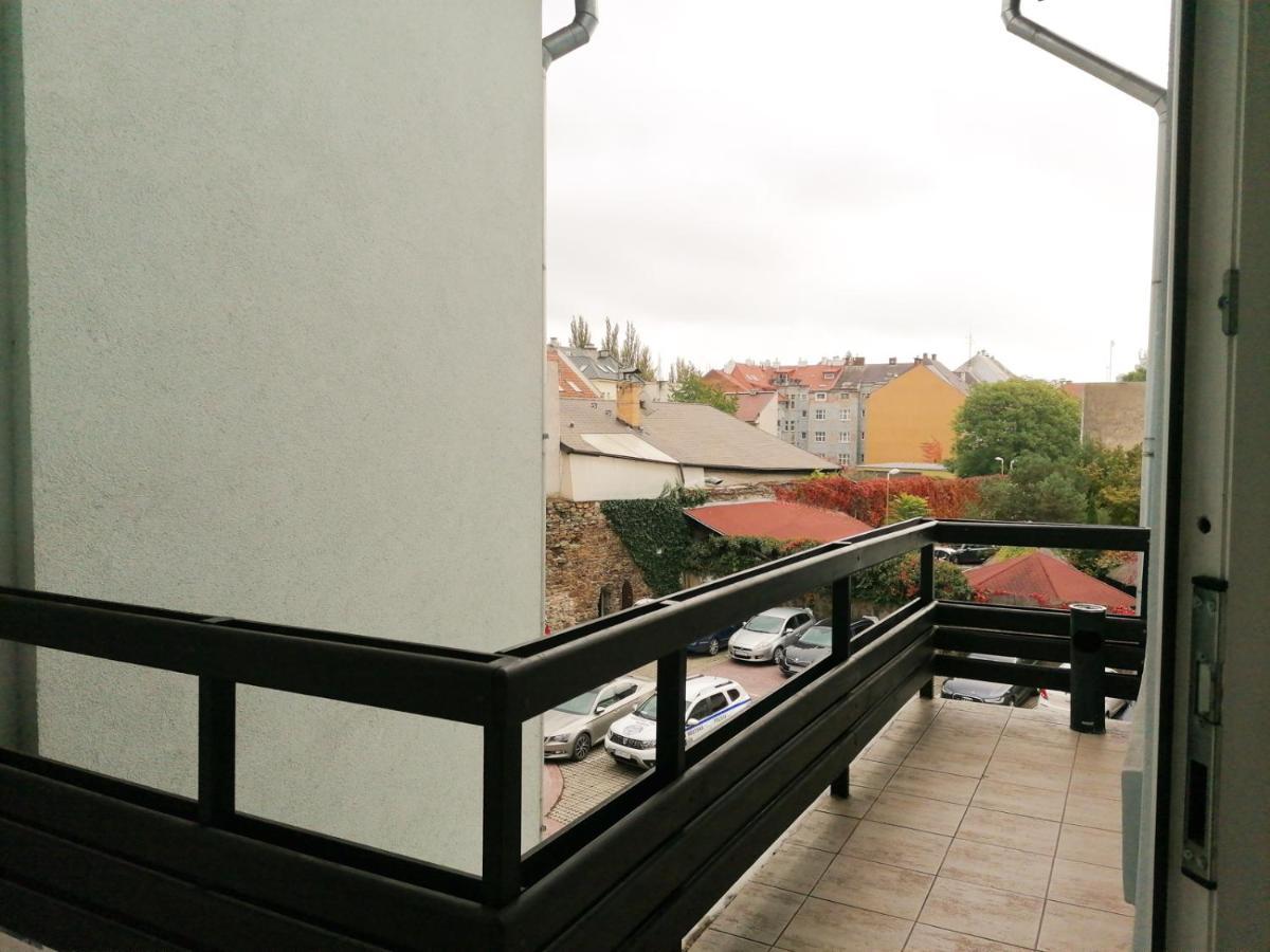 Hostel Vodna 1 Košice Esterno foto
