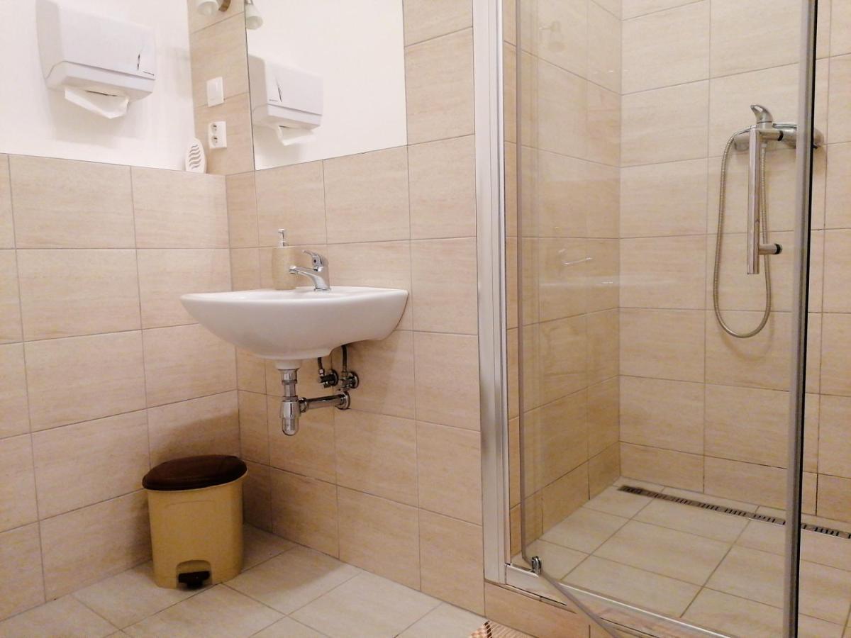 Hostel Vodna 1 Košice Esterno foto